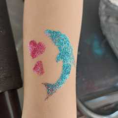 Glittertattoo-Dolfijn